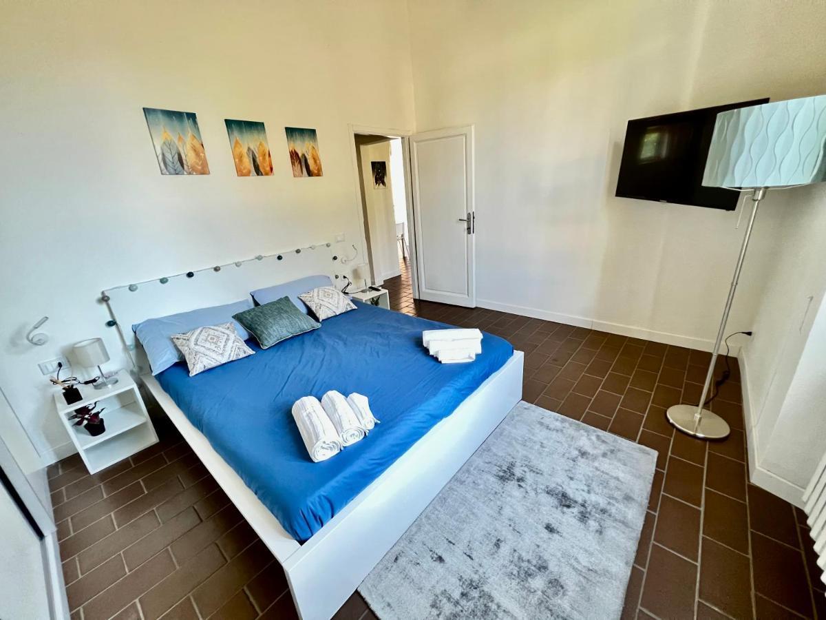Relax & Design A Pochi Passi Dalla Stazione Флоренция Экстерьер фото
